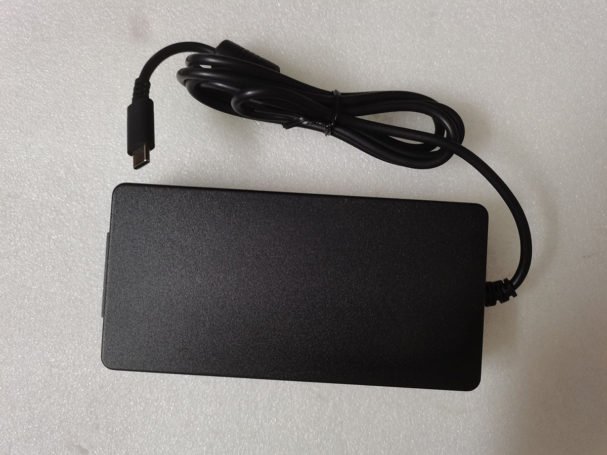 Nuevo Slim OEM FSP 28V 5A FSP1 - Pc Gaming Uk reseña y precio